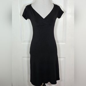 Susana Monaco Black Stretch V-Neck Dress Size Small